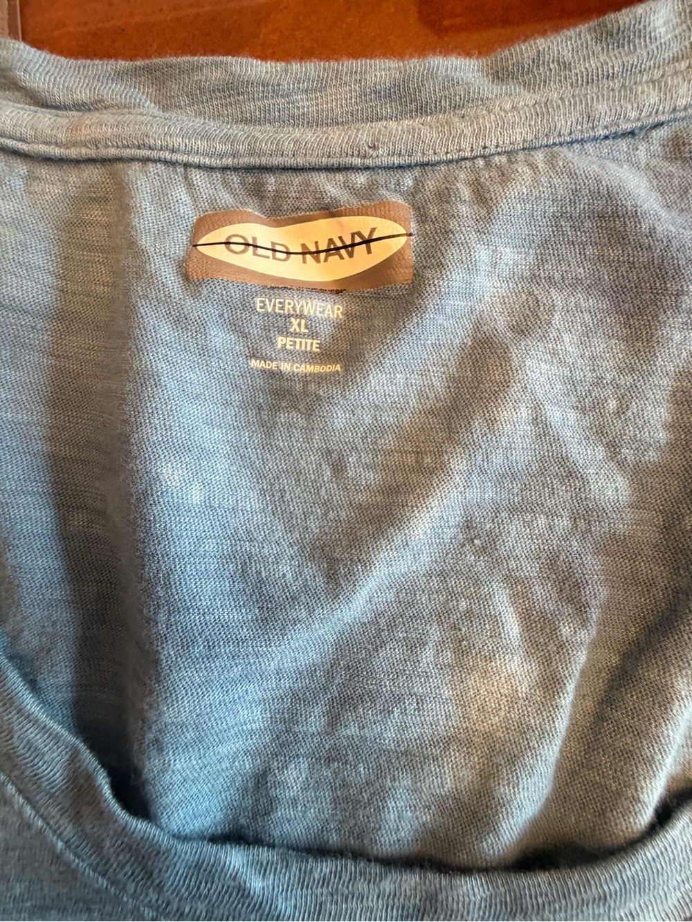 Old Navy Blue Ombre Scoop Neck Short Sleeve Tee - Picture 6 of 7